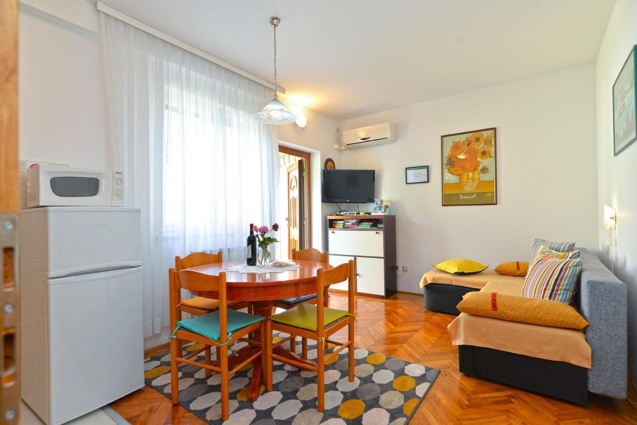 Apartments Marko 1377 포레치 외부 사진