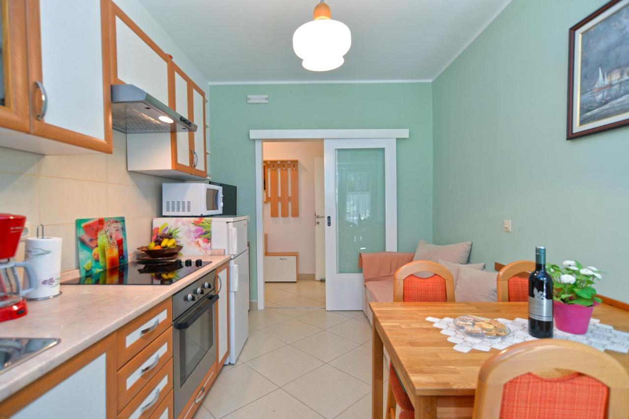 Apartments Marko 1377 포레치 외부 사진