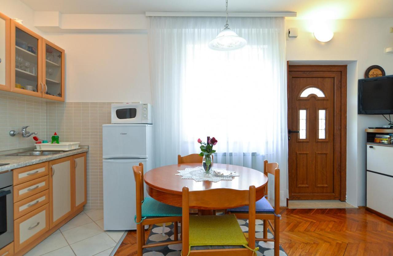 Apartments Marko 1377 포레치 외부 사진