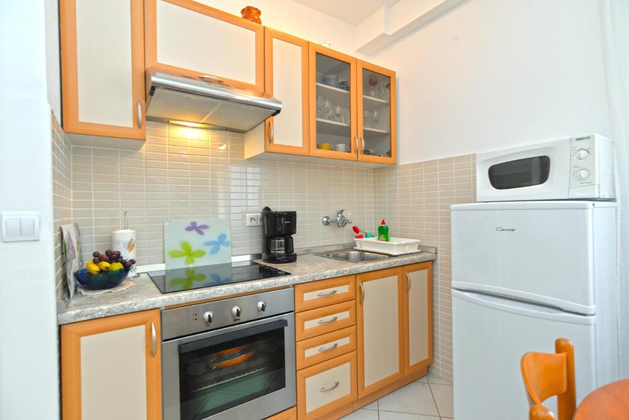 Apartments Marko 1377 포레치 외부 사진