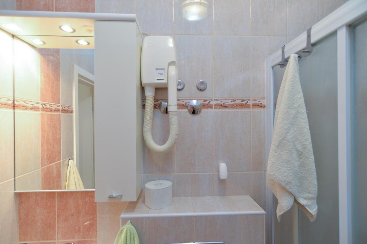 Apartments Marko 1377 포레치 외부 사진